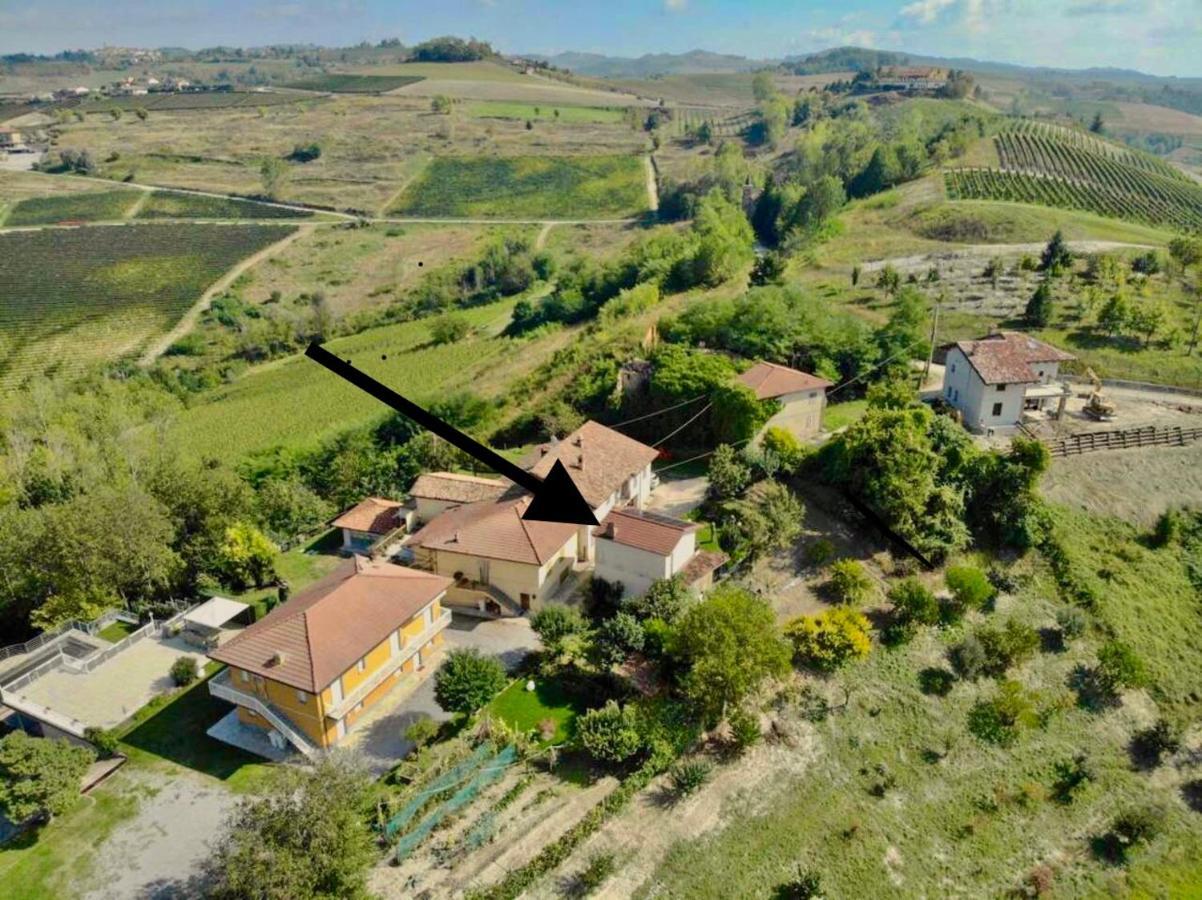 In Casetta Monforte dʼAlba Buitenkant foto